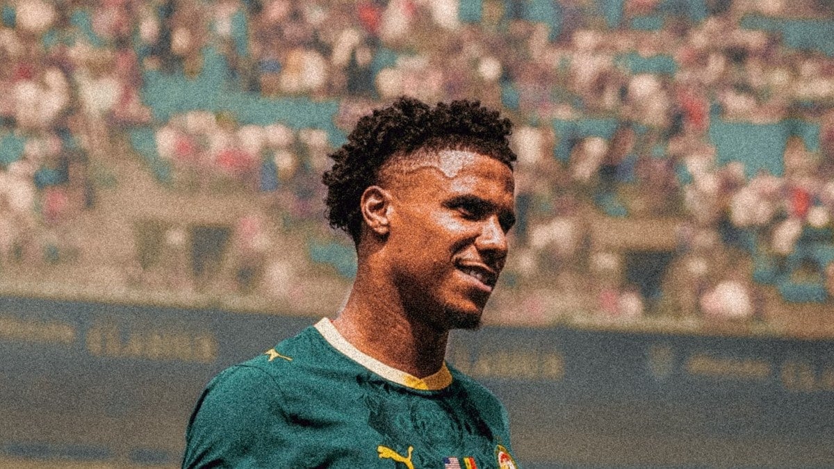 Ismail Jakobs sous le maillot du Sénégal, avant sa retraite internationale