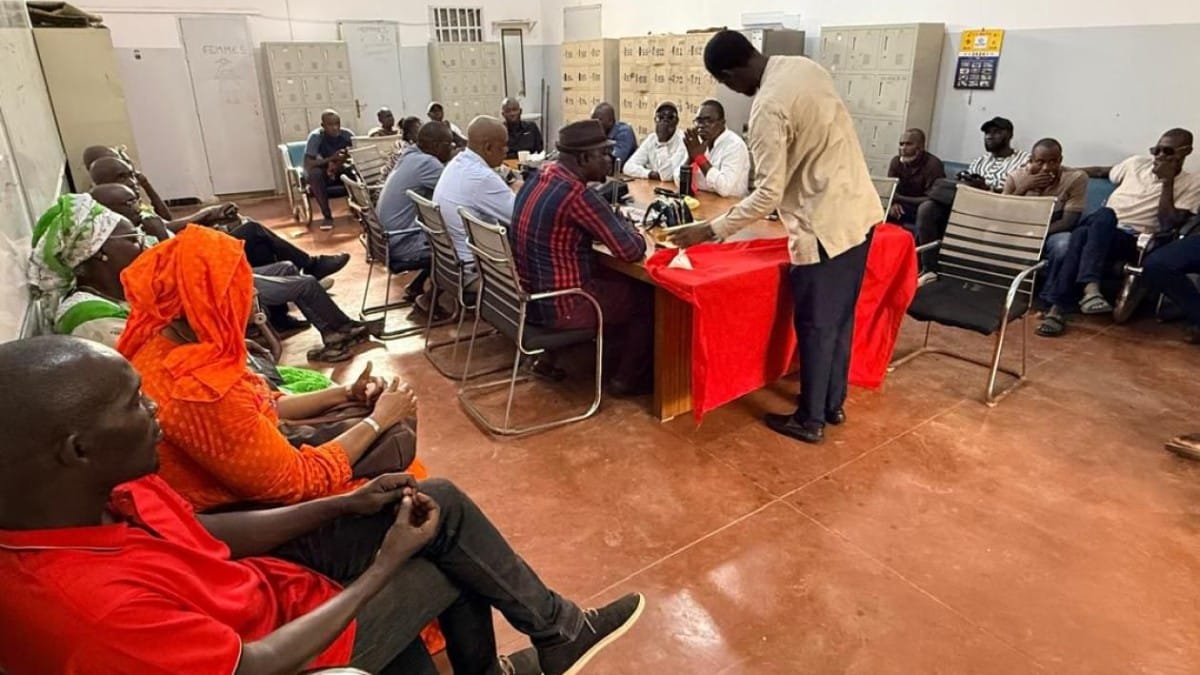 Lycée Maurice Delafosse, le personnel du lycée technique réuni pour contester la nomination du nouveau proviseur à Dakar