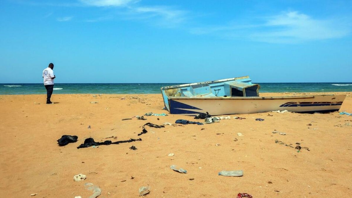 Naufrage au large de Djibouti : une embarcation échouée sur une plage d'Obock, point de départ des migrants vers le Yémen