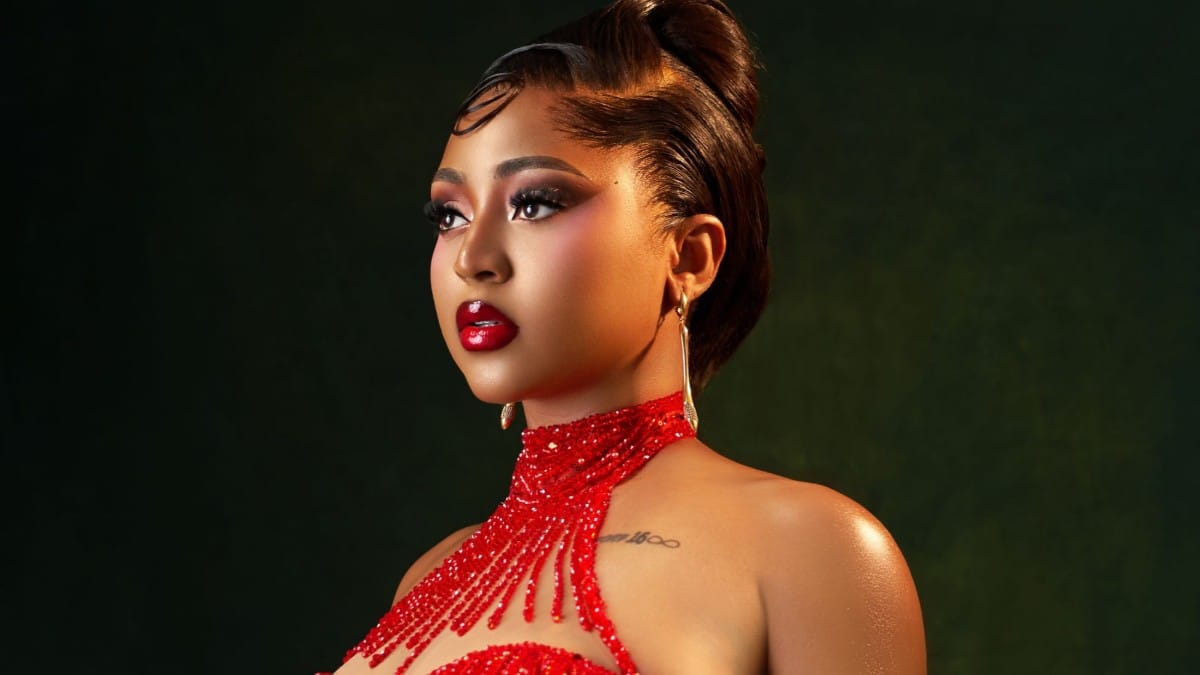 Regina Daniels, actrice nigériane, lors de la séance photo de ses 25 ans