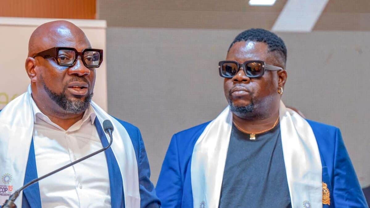 Décès de Siro : Yodé et Siro, le duo zouglou ivoirien, lors d'une cérémonie à Abidjan